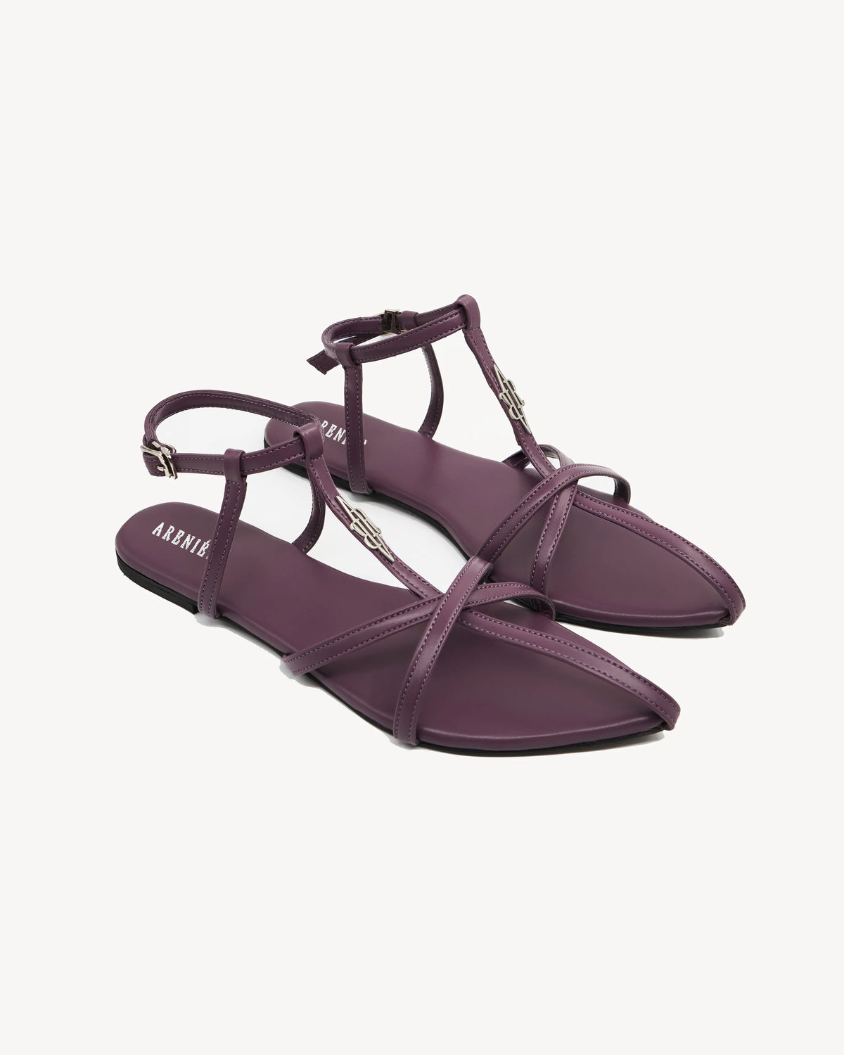 #Color_Plum